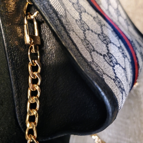 ***Sold Via Mercari*** Authentic Gucci Sherry Line & Dustbag - Picture 11 of 16